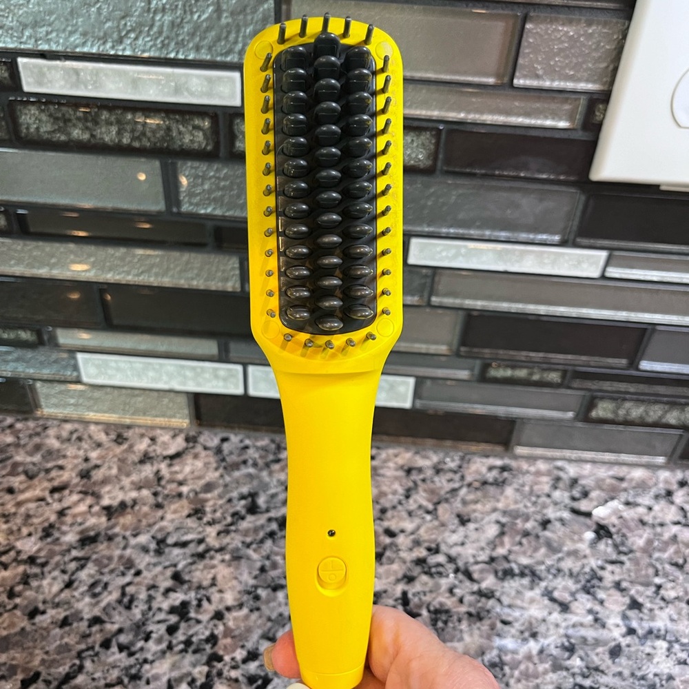 Dry Bar Baby Brush crush